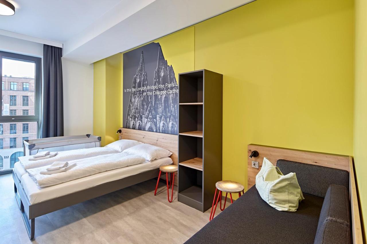 Meininger Hotel Koeln West Luaran gambar