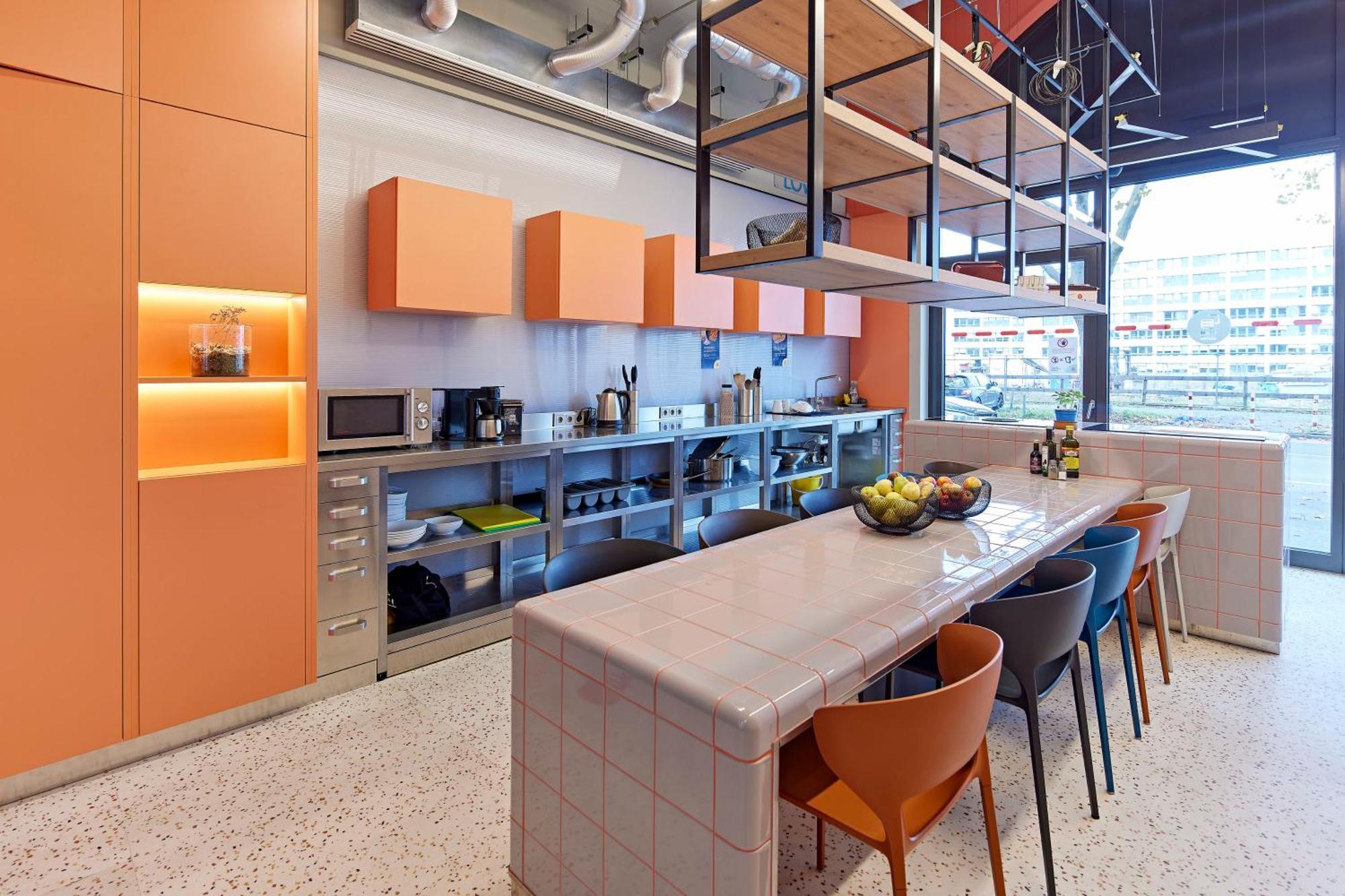 Meininger Hotel Koeln West Luaran gambar